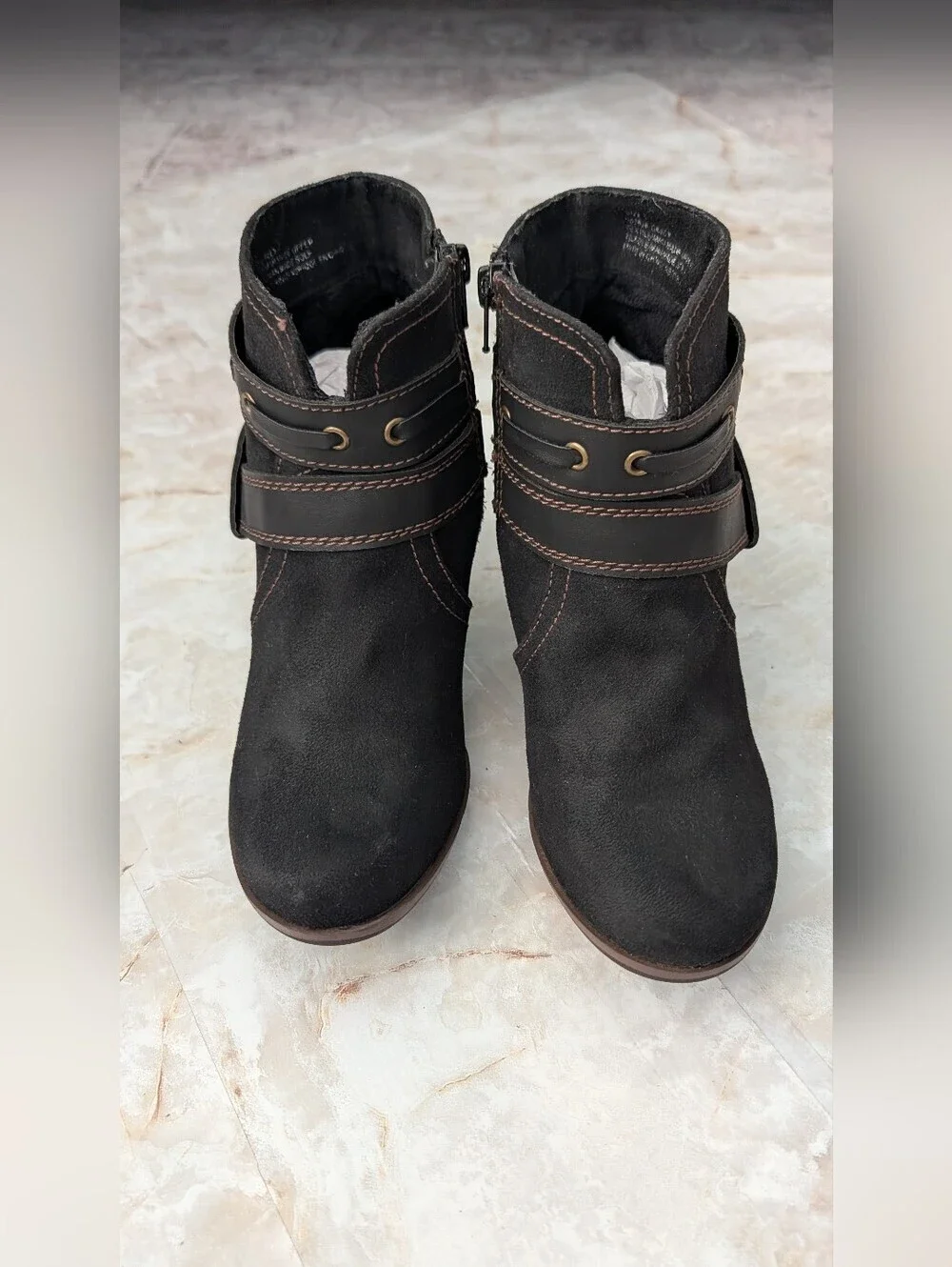 Maurice’s Casey  wedge Ankle boots Size 6